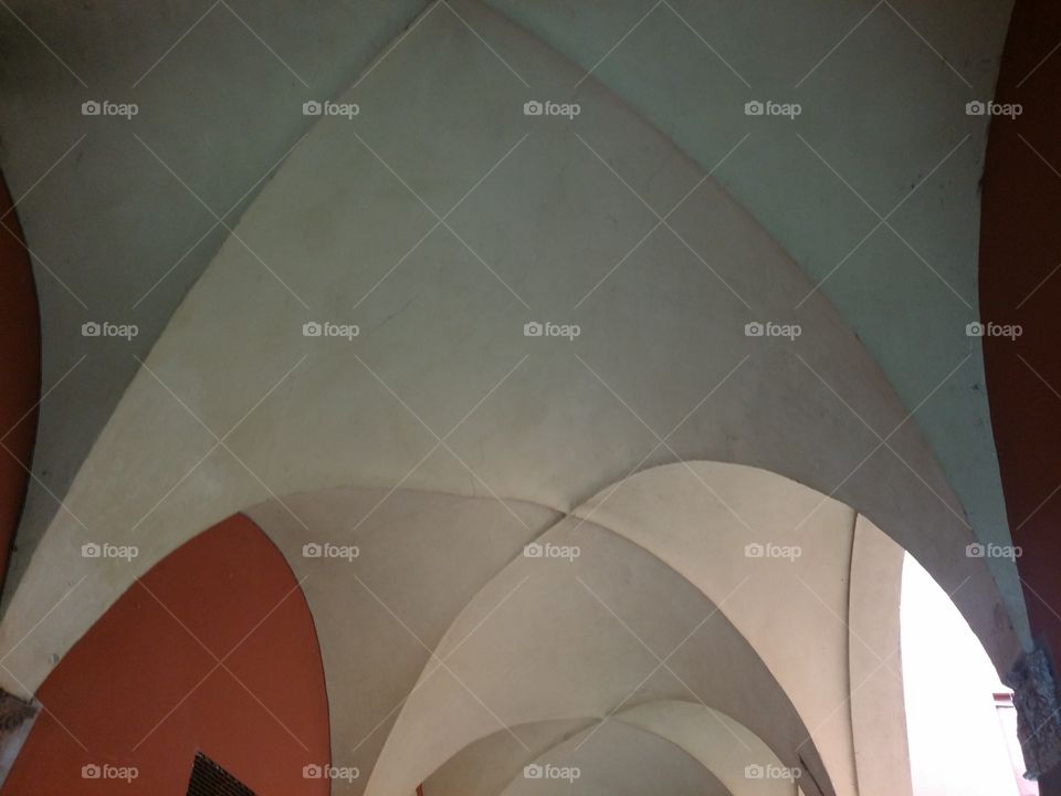 ceiling arch