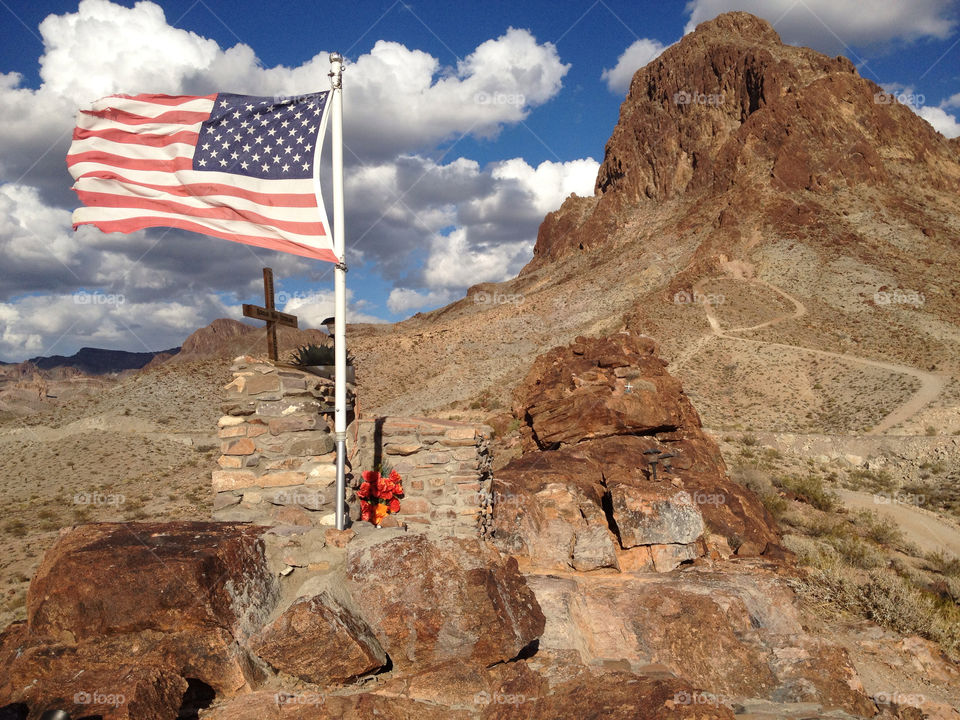 the memorial flags mountains by arizphotog