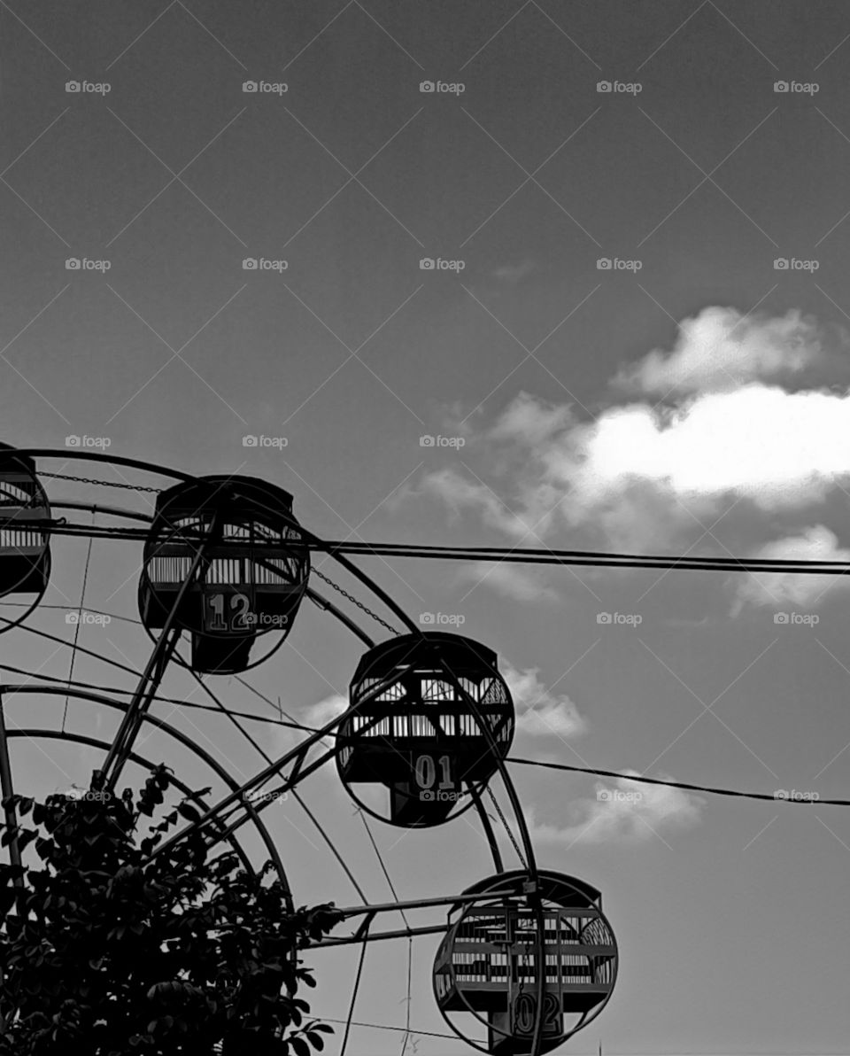 There are some people who forget, that the wheel will not rotate if it is not pedaled