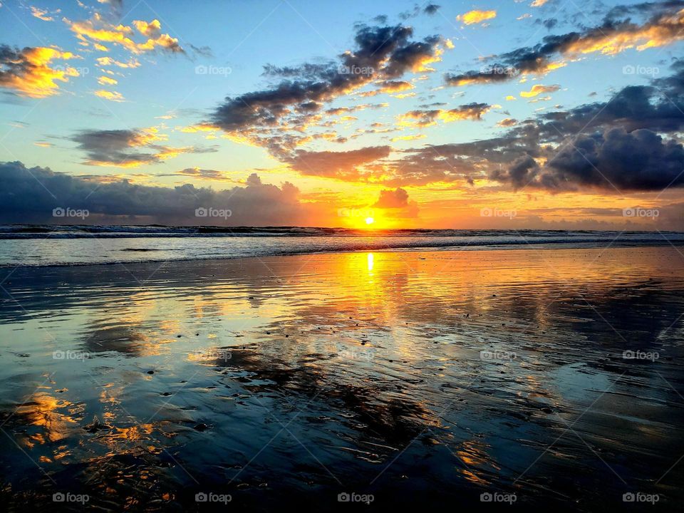 A beautiful sunrise over the Atlantic Ocean