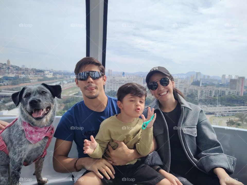 dad, mommy, Pina(dog) and Bernardo