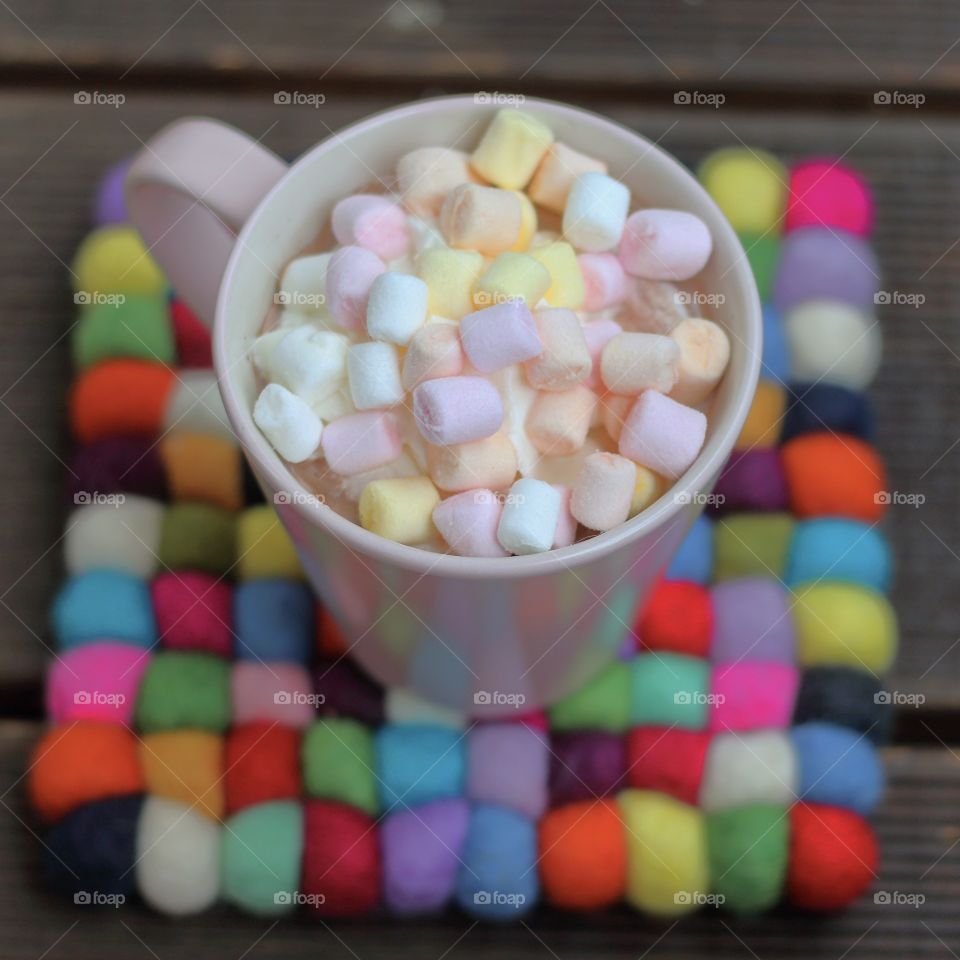 Drinking chocolate with marshmallows 