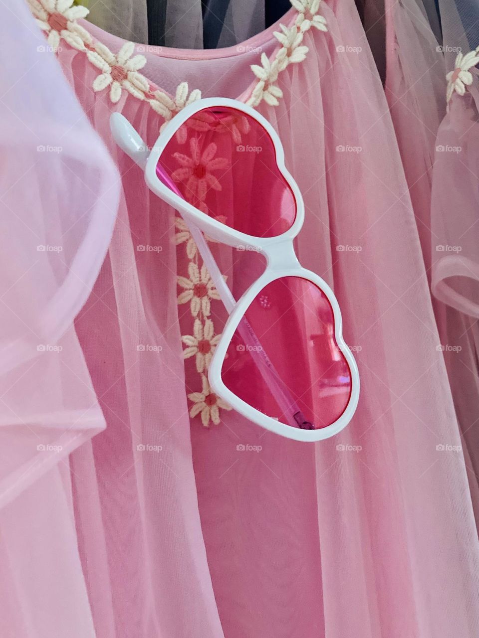 Vintage punk chiffon nightie and pink heart sunglasses 