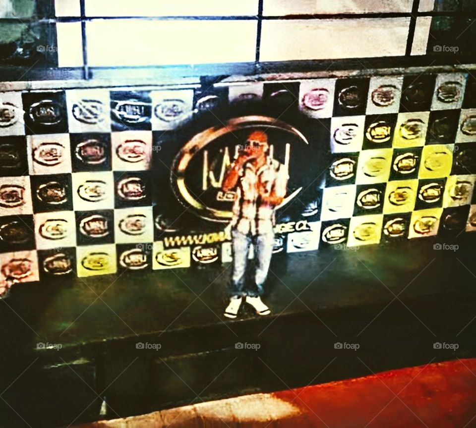 JAY PERLA "XPLOSIVO"

https://on.soundcloud.com/pK67M