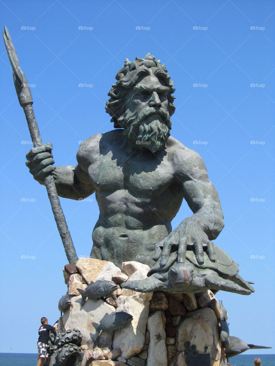 beach statue usa surf by swatchtime