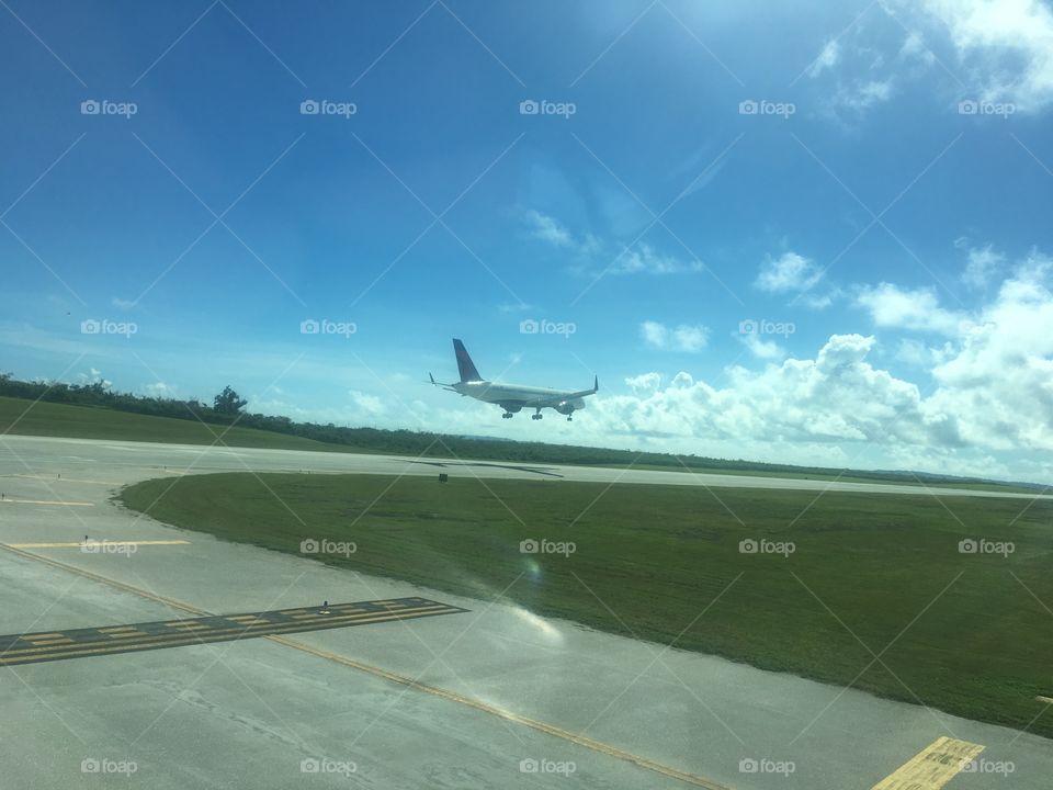 Saipan Int Airport, Delta Airlines B-757 Landing on RW 25