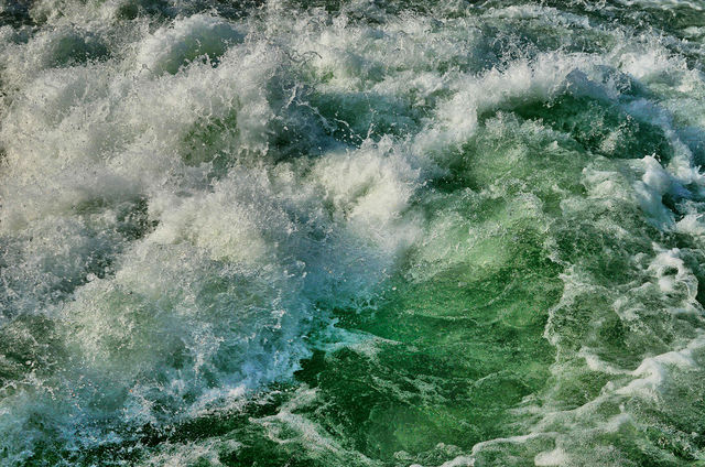 green water river by selecshine