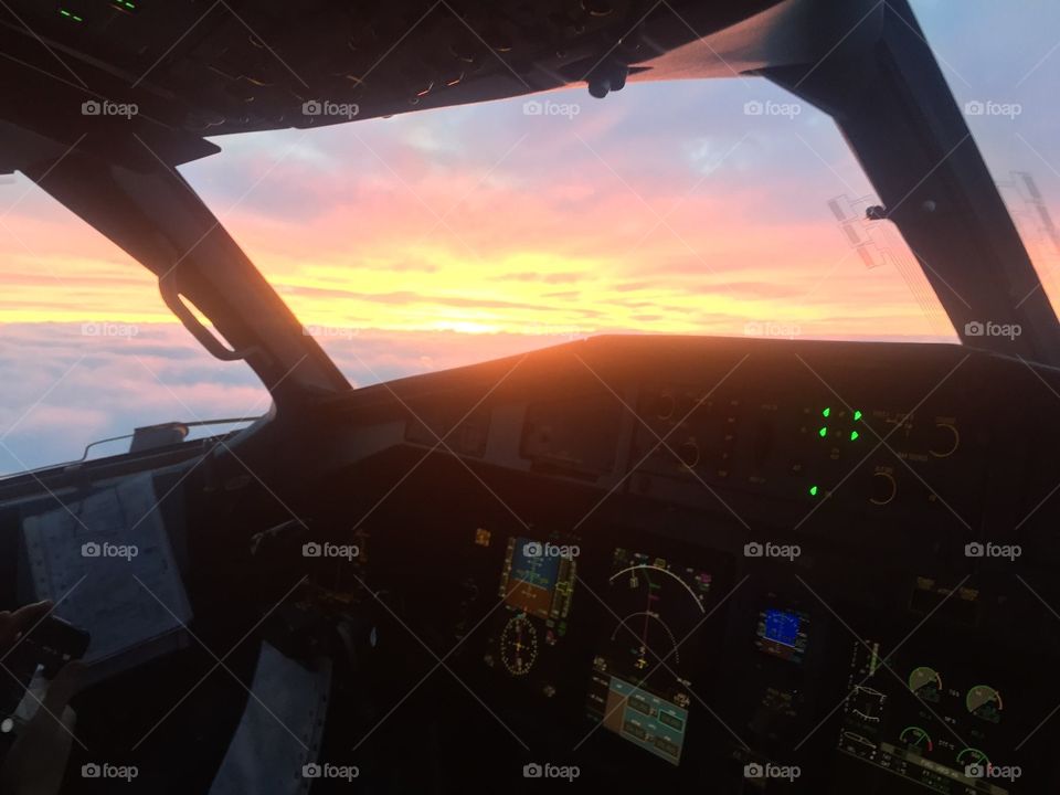 Sunrise in the cockpit 