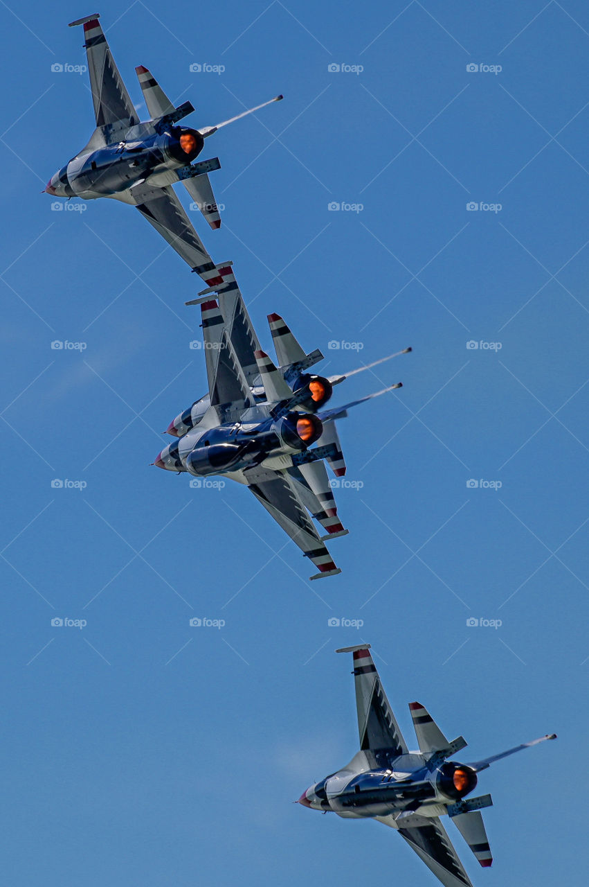 Thunderbirds flying high at the Cleveland National Airshow 