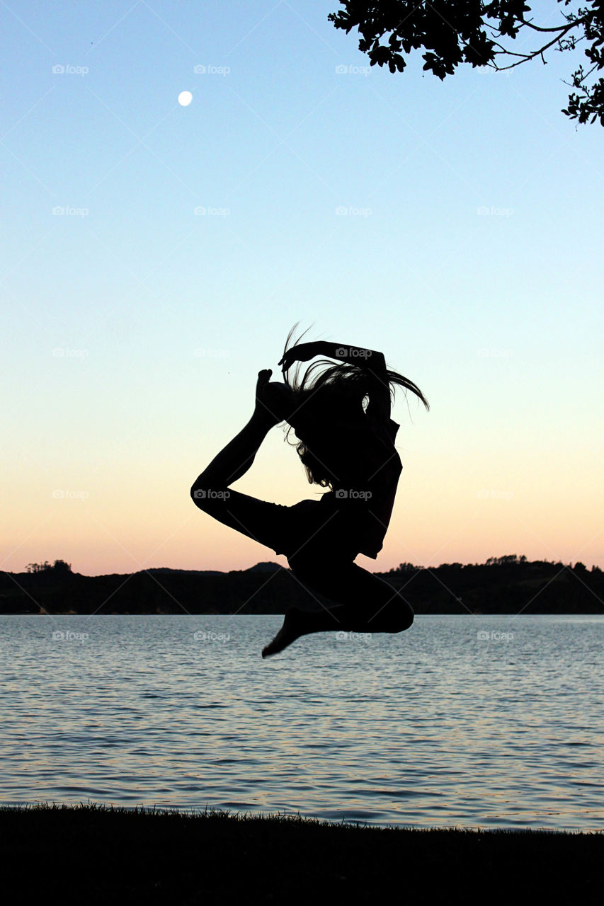 Sunset dancer