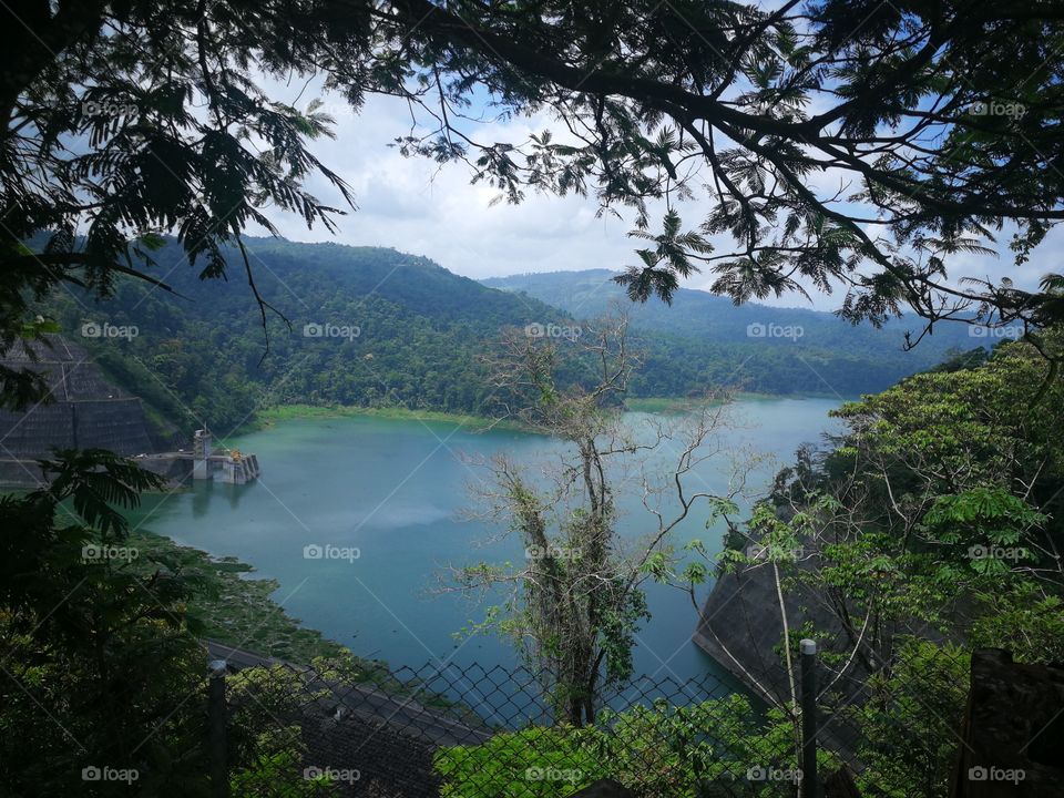 Represa Hidroeléctrica Reventazón Costa Rica