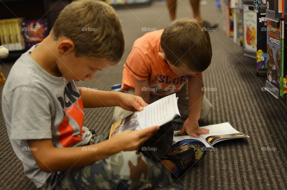 The library, the bookstore is a treasure for the little lerners so curious to browse through the enticing picture books from the shelves. Sometimes is just browsing , other times in depth reading, pure immersion in paralell worlds. 