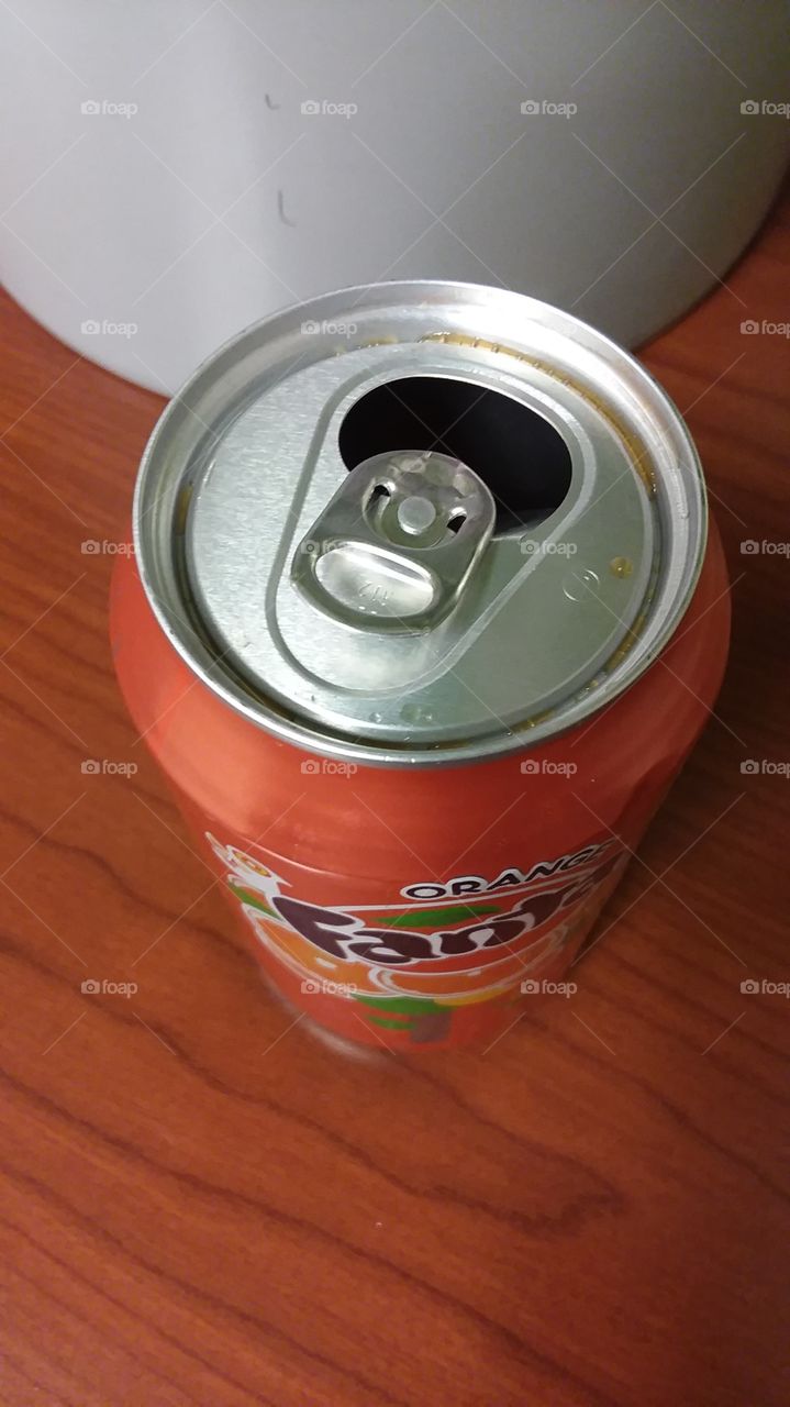 soda can round circular