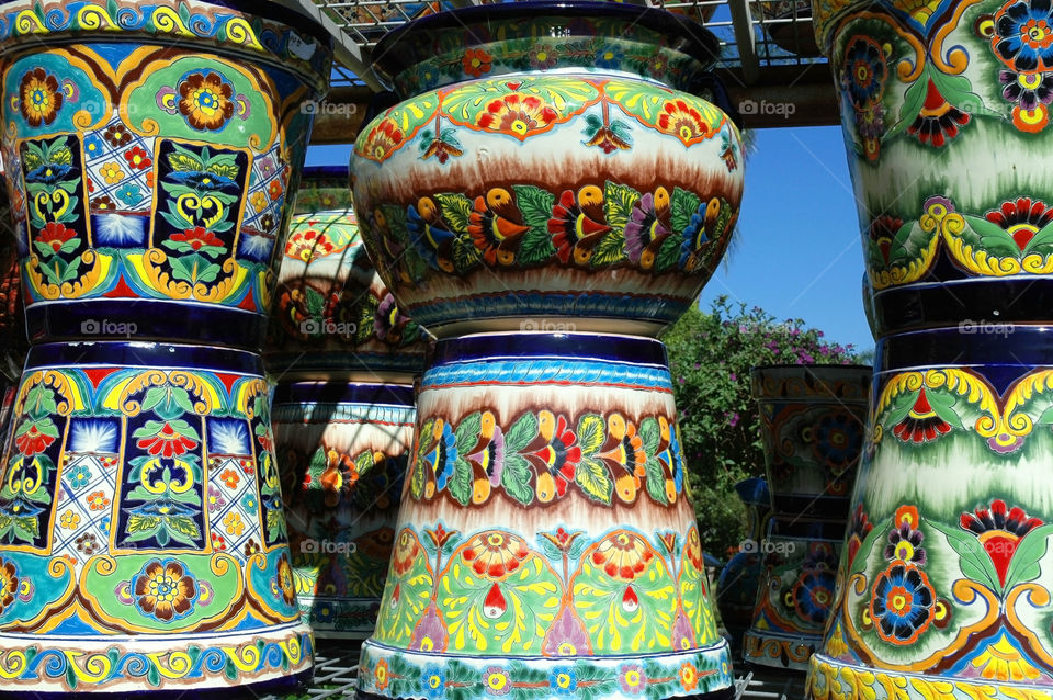 Colorful pottery for sale in Southern California.