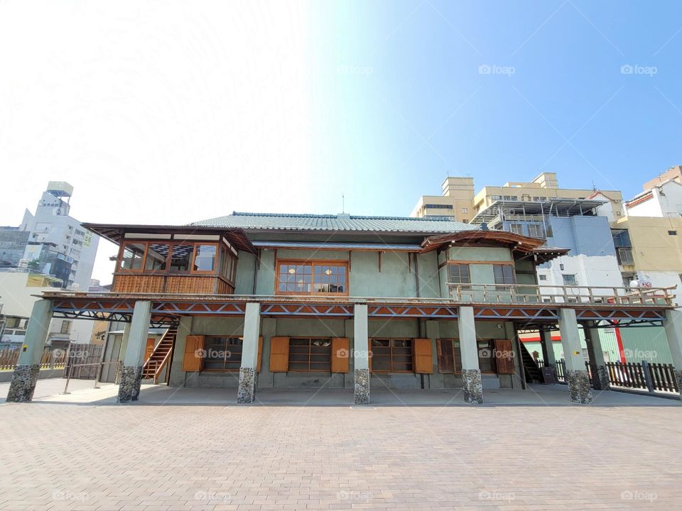 Xiaoyao Garden was Otani Kozui`s Villa. It's also spelled as Shoyoen. Xiaoyao Garden was built in Showa 14 (1939).Both Japanese and Western style