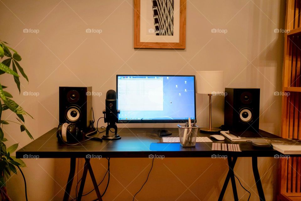 DESK ON COMPUTER 🖥️