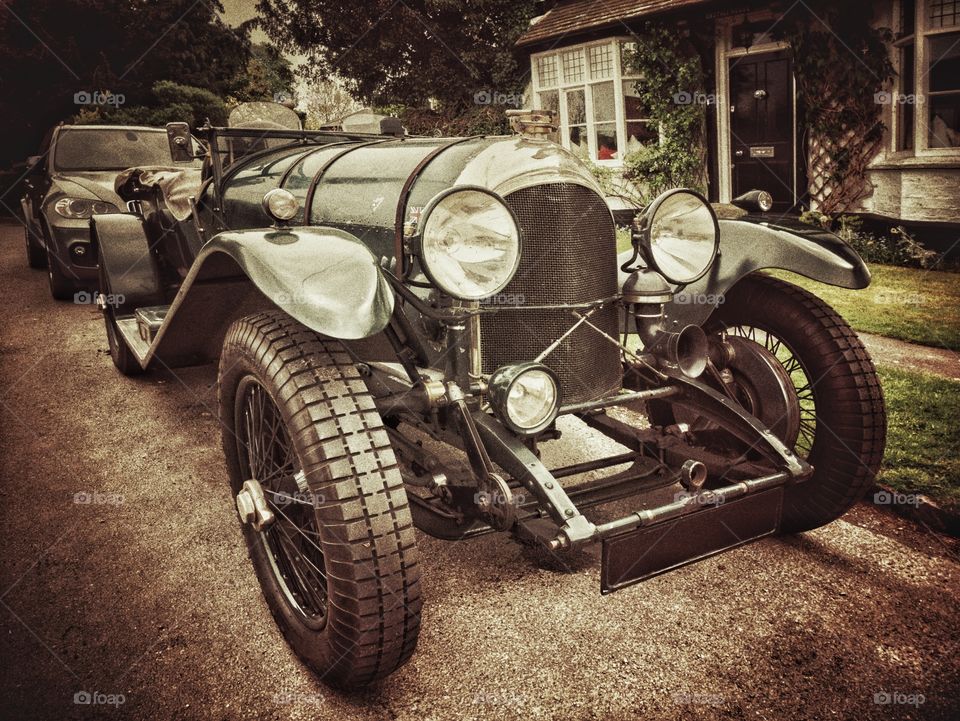 Car. Vintage Bentley 