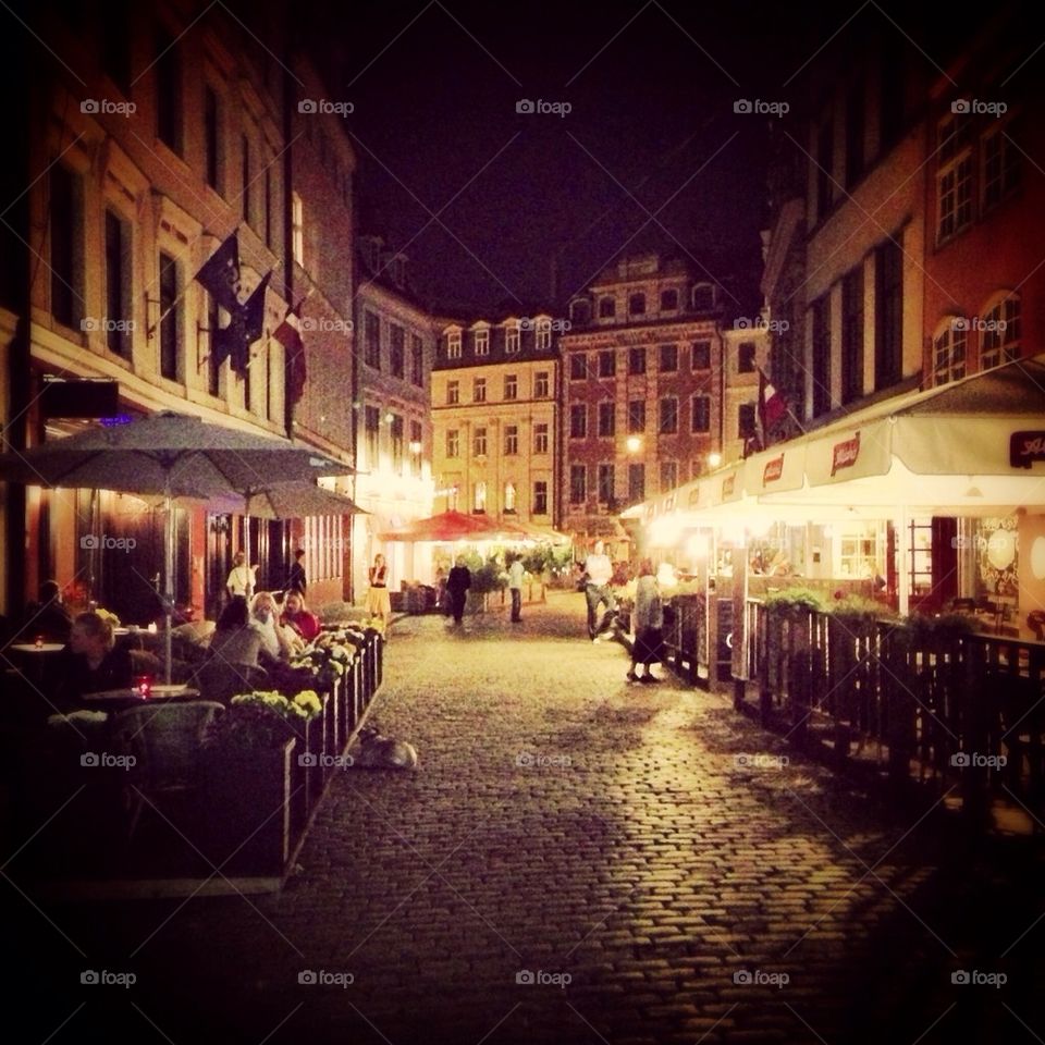 Old town of Riga at night