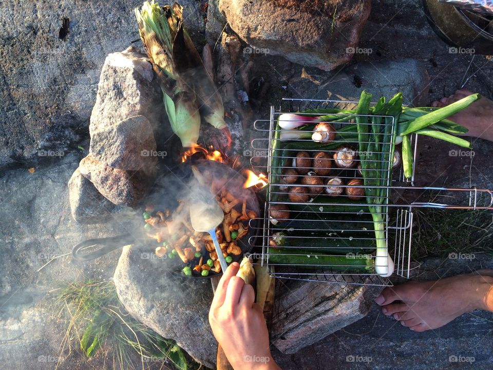 Barbeque camping style