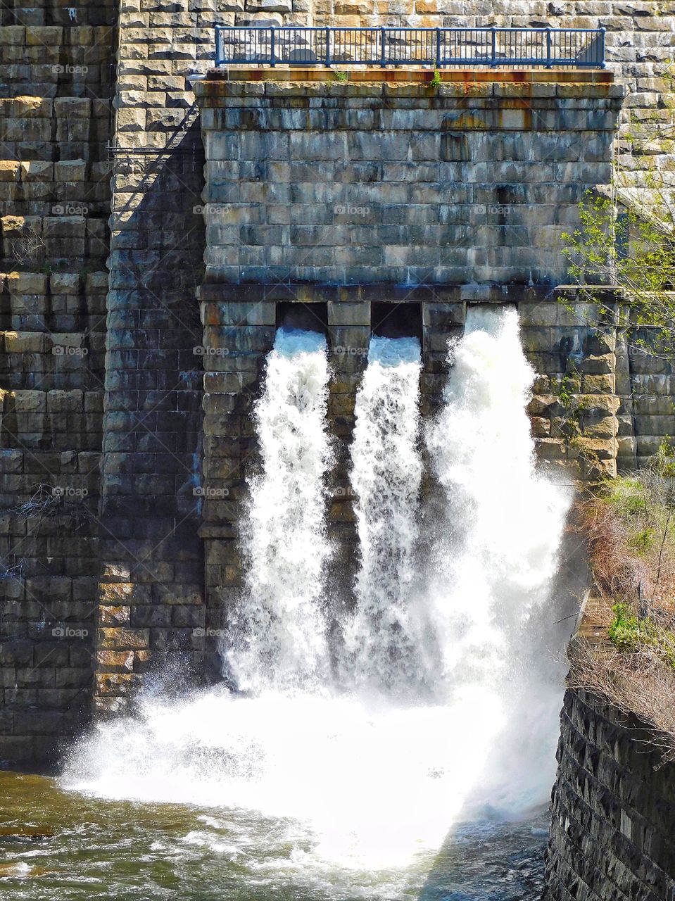 New Croton Dam at Croton Gorge