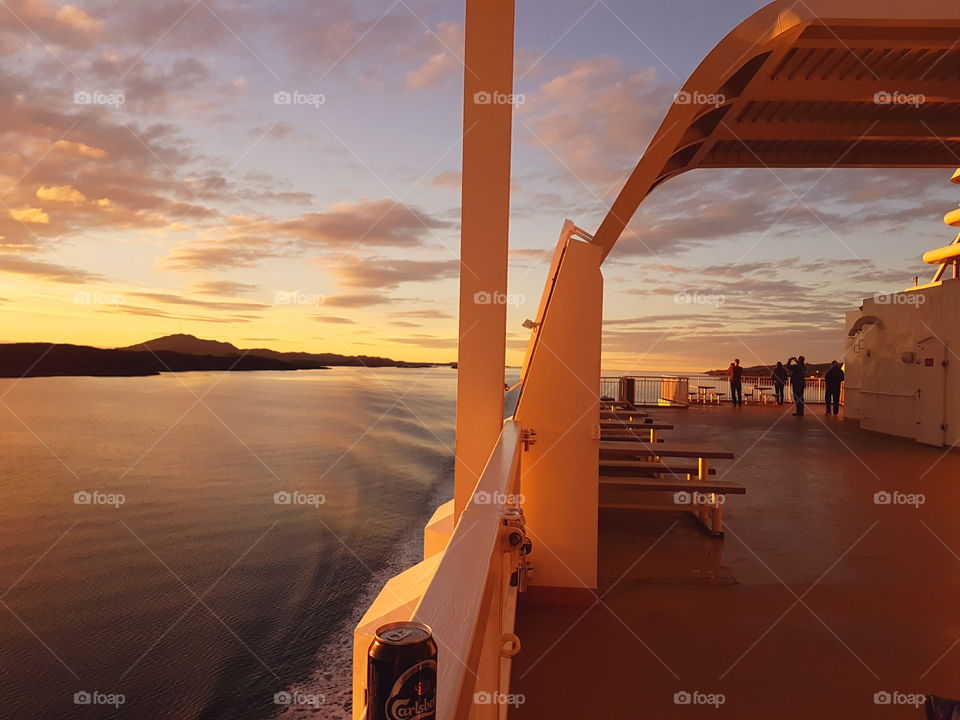 golden hour farry boat