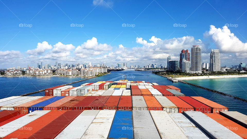 Container vessel entering port of Miami.