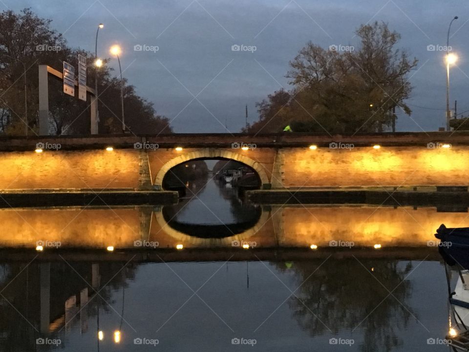 Illuminate bridge