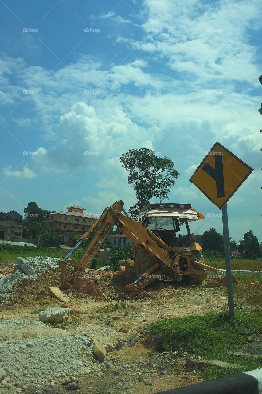 Bulldozer . Construction 