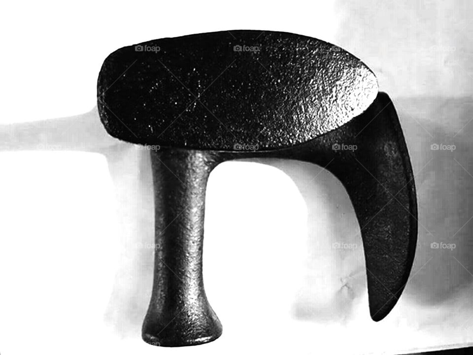 Pé de ferro. Antiguidade, usado em sapataria em consertos e fabricação de calçados.
