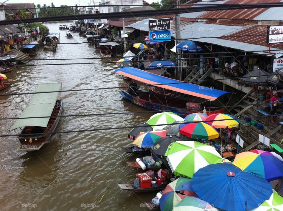 Floting Market at Ampawa