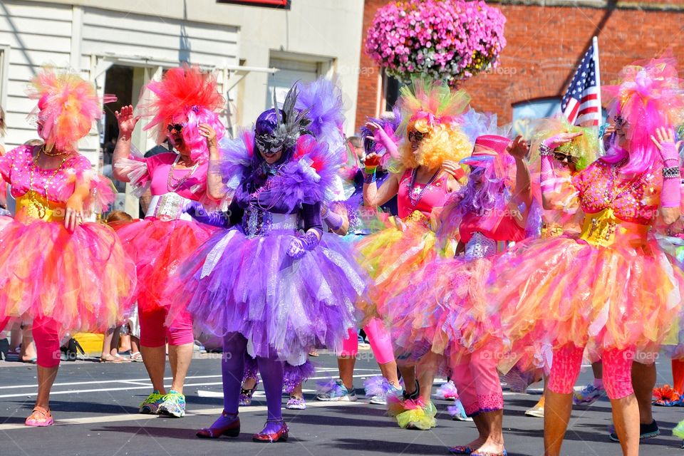 Parade dancers