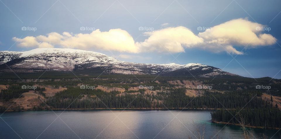 Sunsets over a beautiful Yukon lake