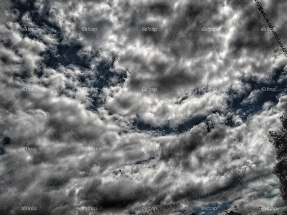 nubes del cielo
esta foto fue tomada y retocada con un celular Motorola g4 play tomada en México en la tarfe