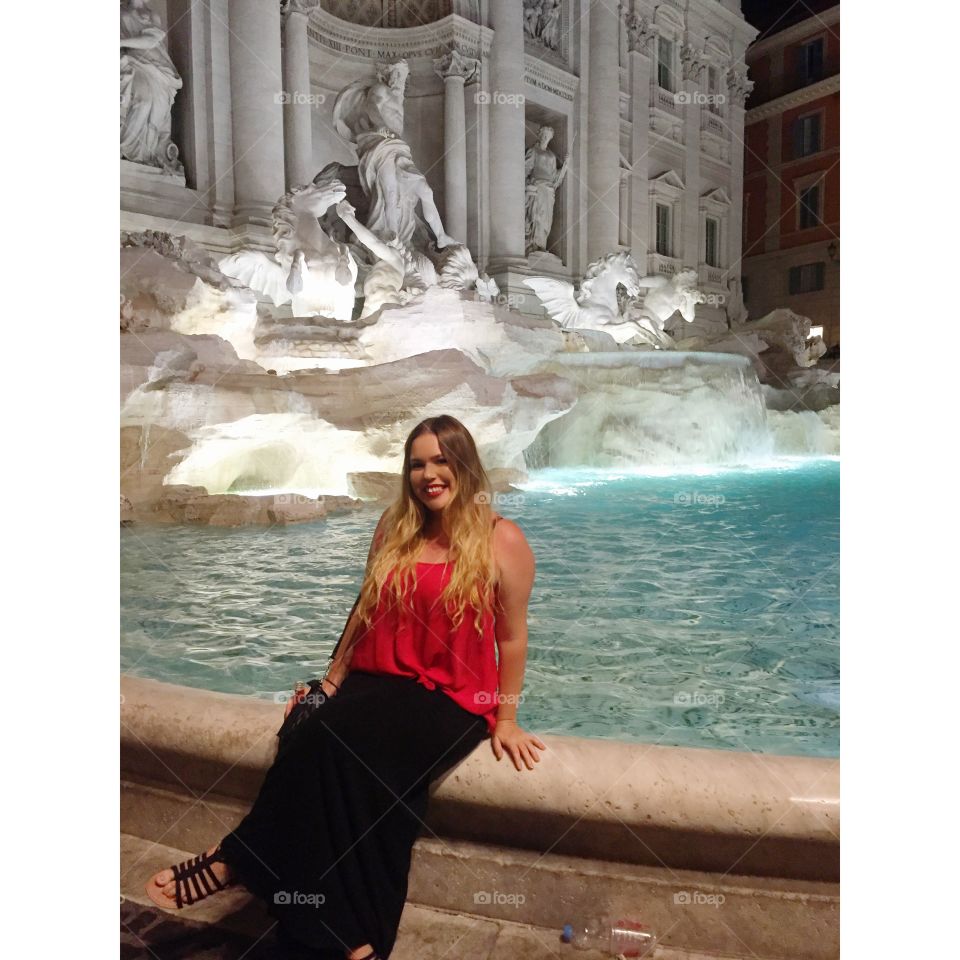 Trevi fountain 