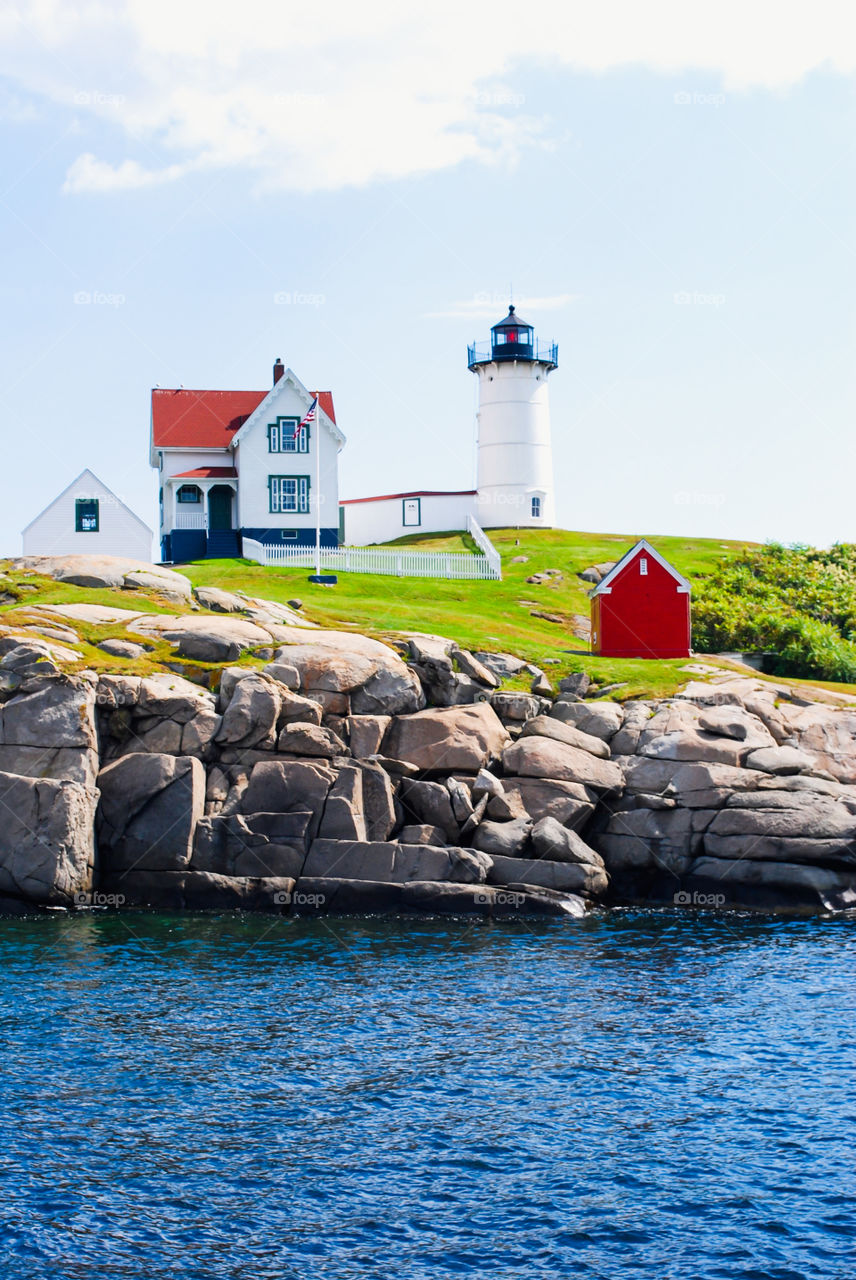 Lighthouse on the Maine coast 