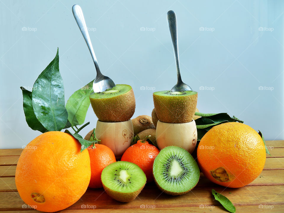 kiwi, fruits