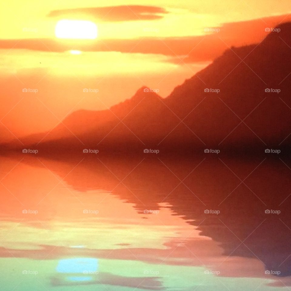 Reflection in the ocean