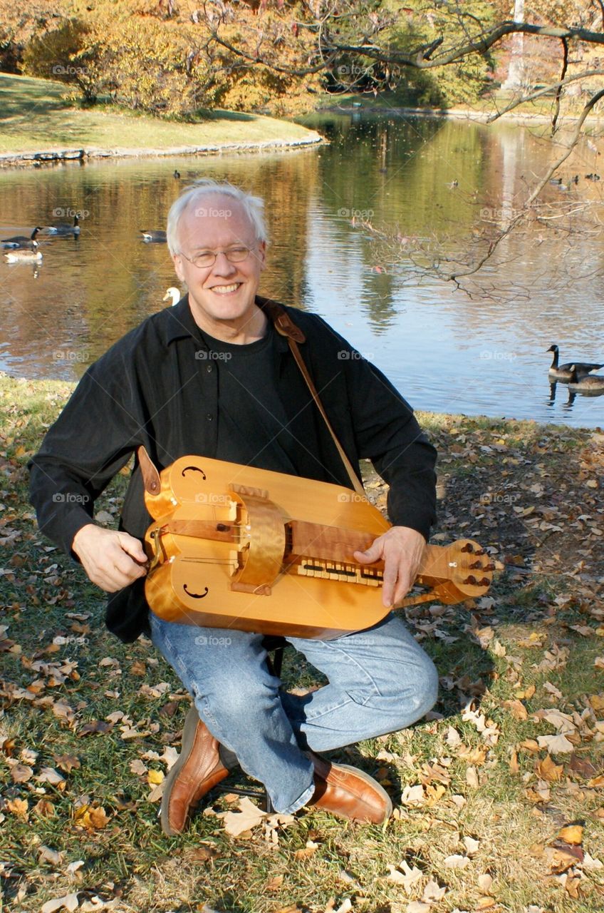 Man with hurdy gurdy