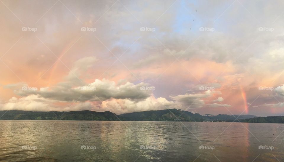 Lake toba mirror