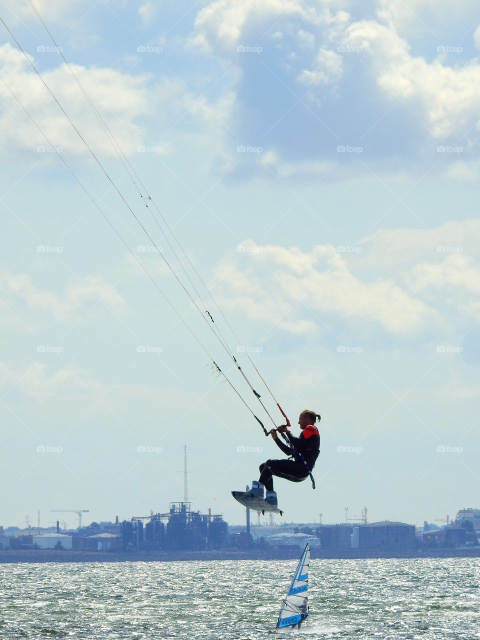 Kitesurfer