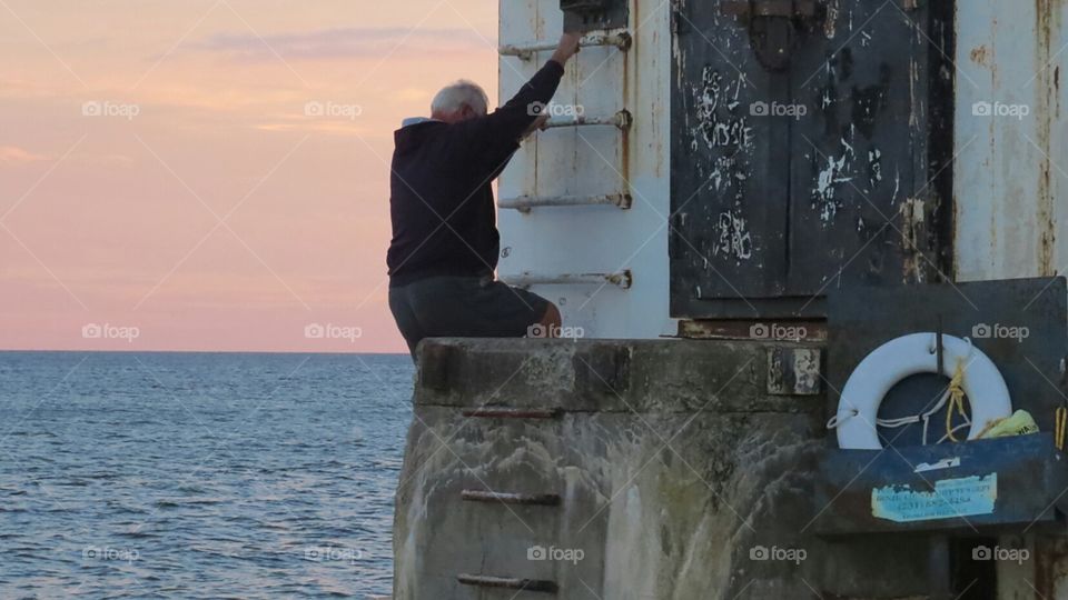 Climb on Pier Lighthouse