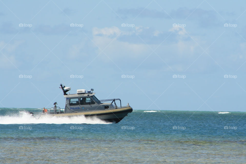 ocean sky hawaii speed boat by mengzishiliu