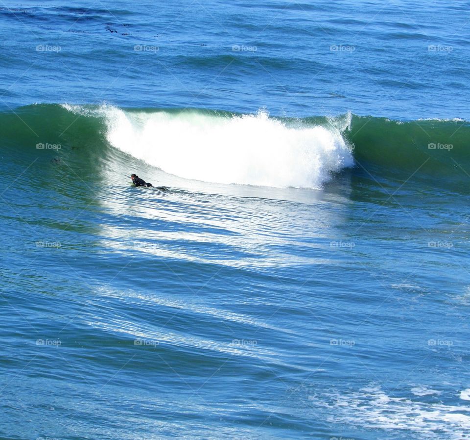 Santa Cruz waves, water in motion