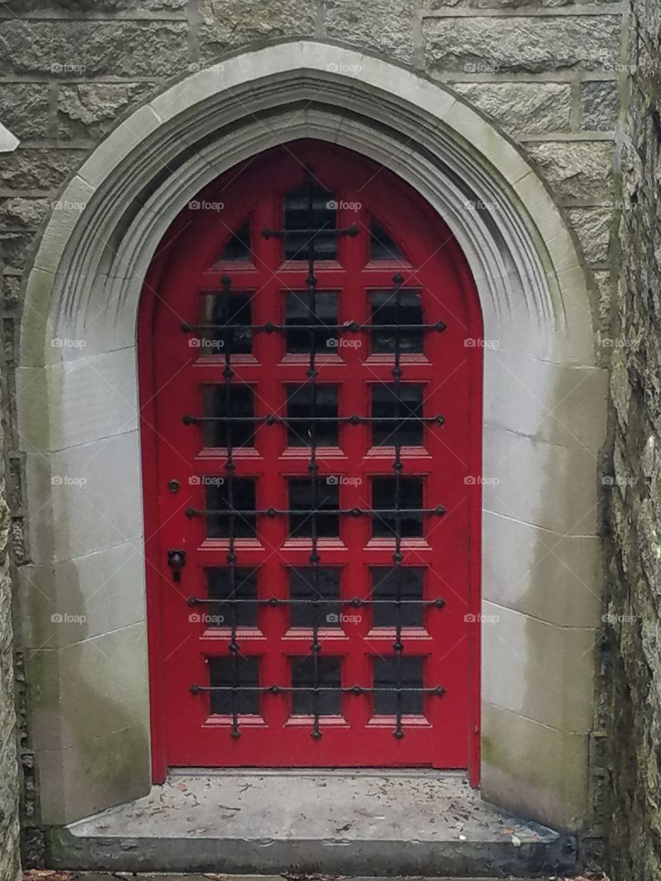 Arched red door