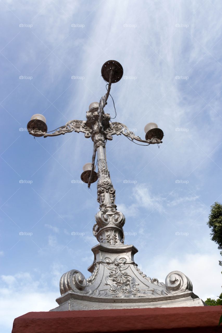 Lamp pole