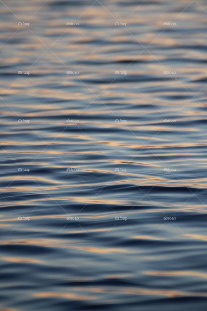 Golden ripples 