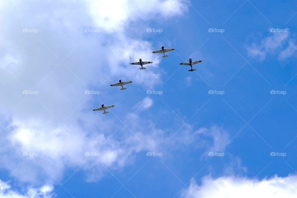 Air show planes