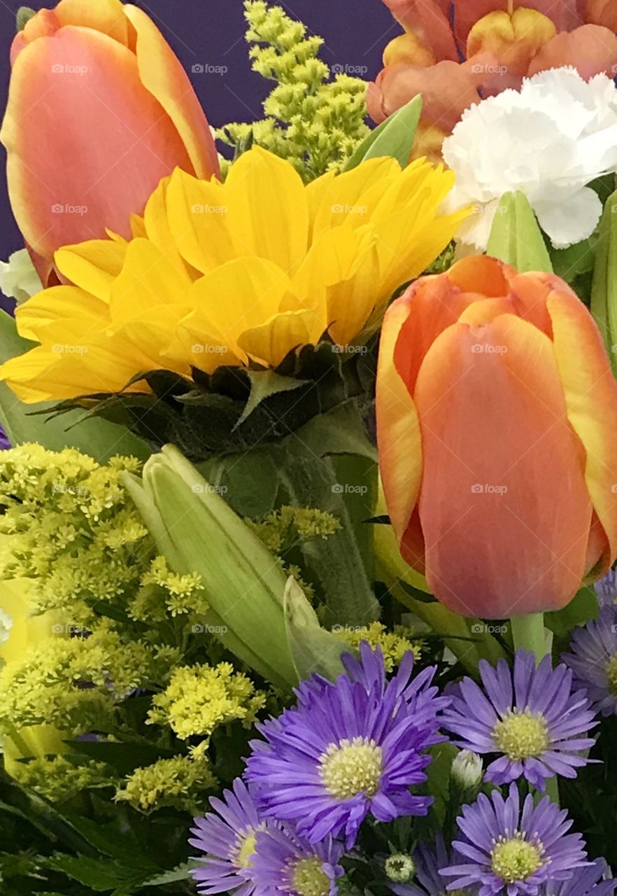 Beautiful sunny floral bouquet 