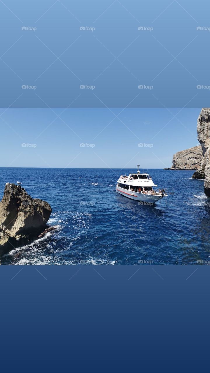 Beautiful waves at Neptune's Caves, Sardegna