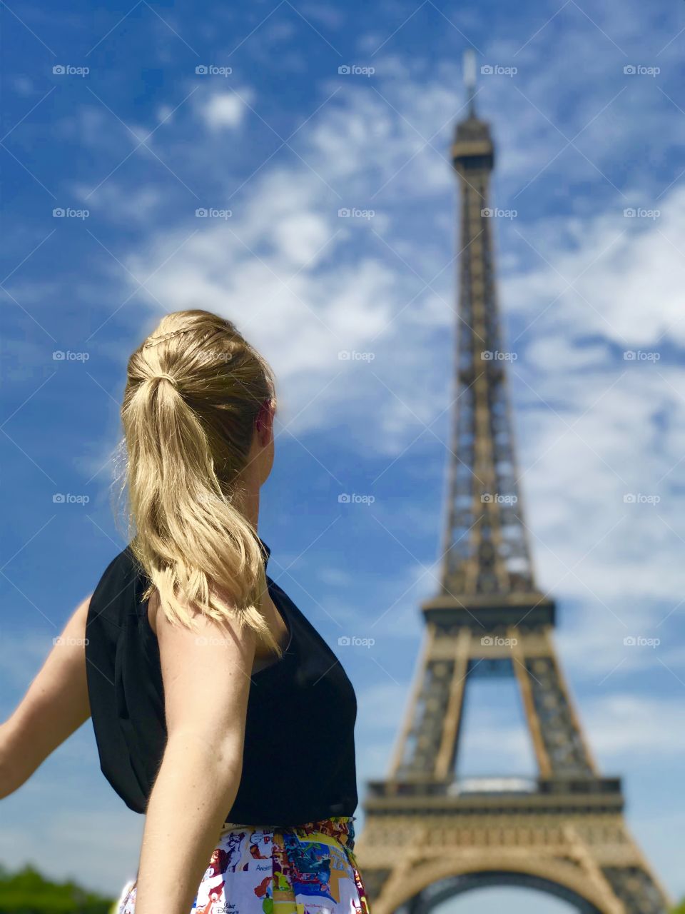 Girl in Paris 